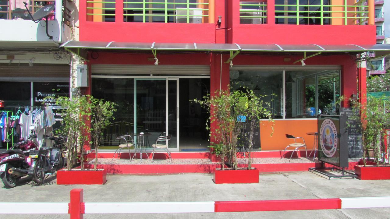 La Piccola Patong Hotell Eksteriør bilde