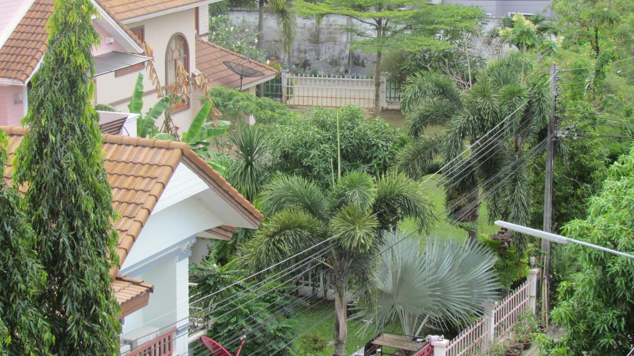 La Piccola Patong Hotell Eksteriør bilde