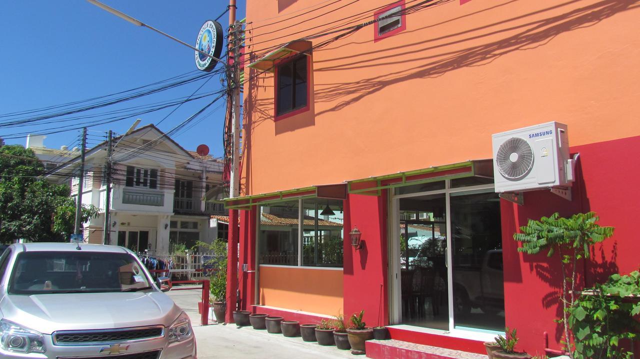 La Piccola Patong Hotell Eksteriør bilde