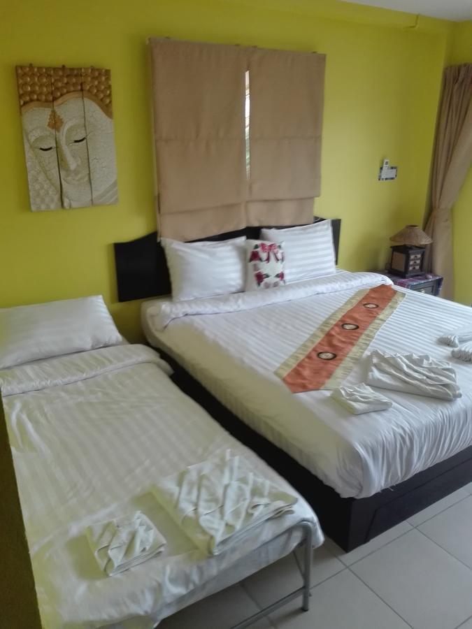 La Piccola Patong Hotell Eksteriør bilde